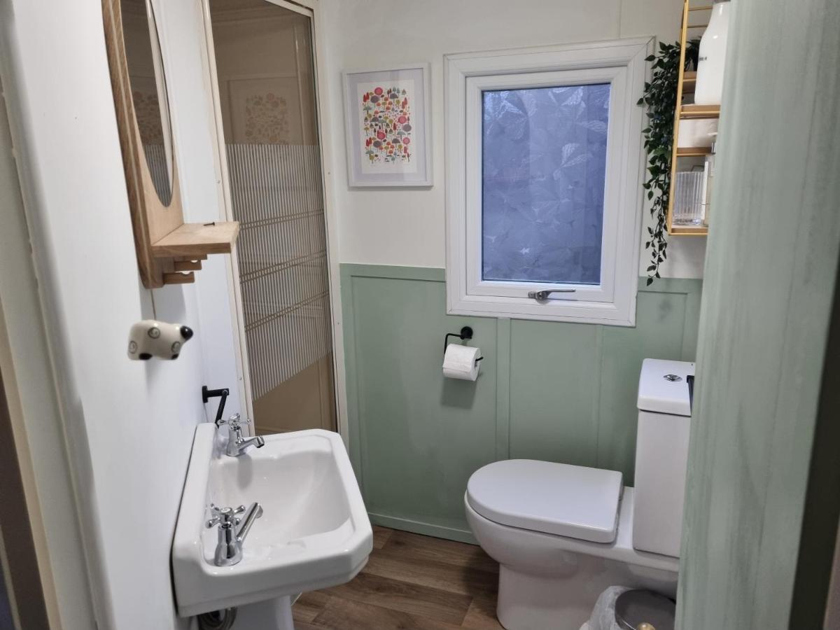 Red Tub Cabin Snowdonia Llanrwst Exterior photo