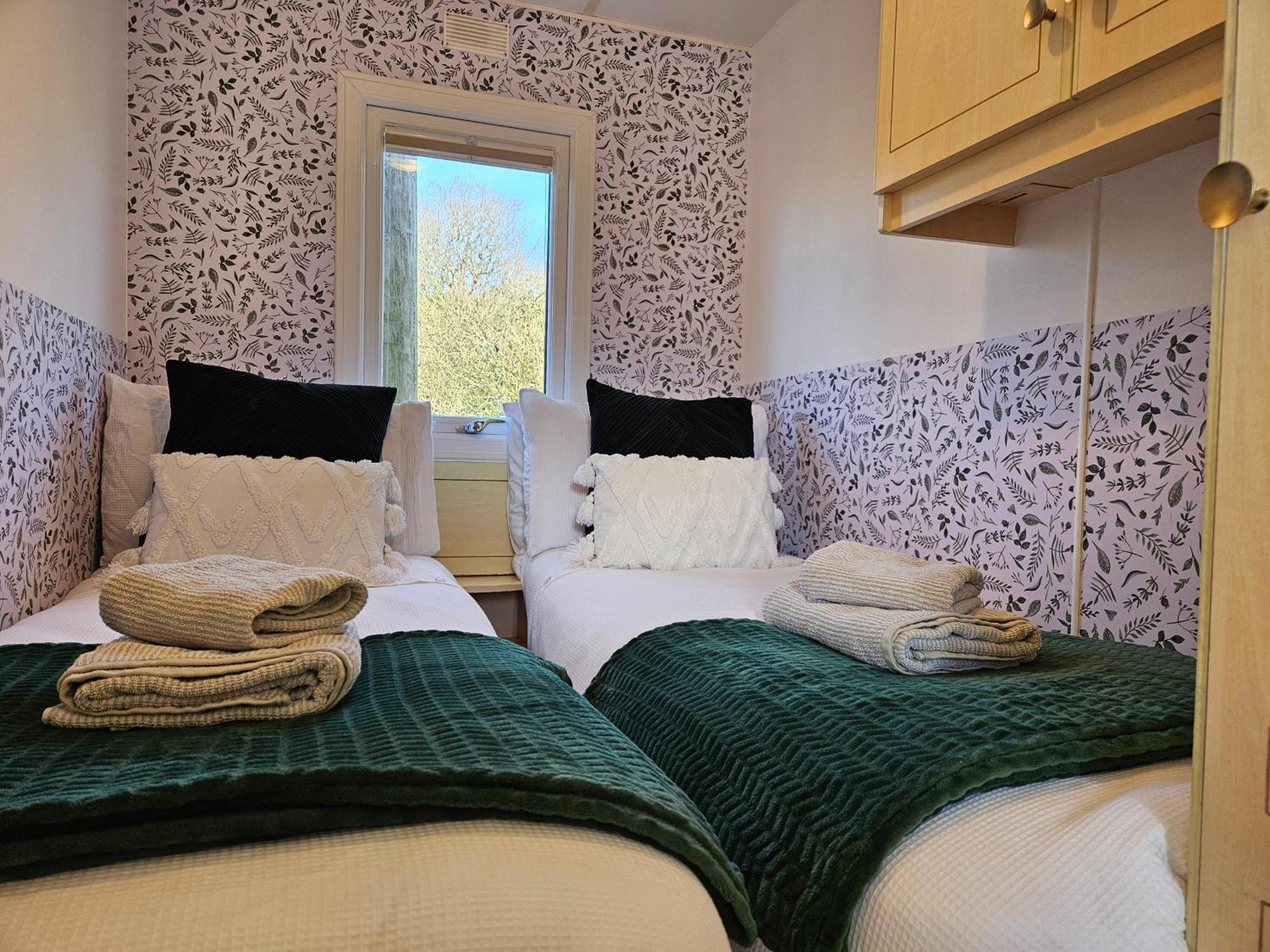 Red Tub Cabin Snowdonia Llanrwst Exterior photo